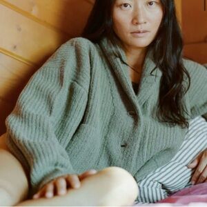 OZMA Sloan Alpaca Cardigan in Moss